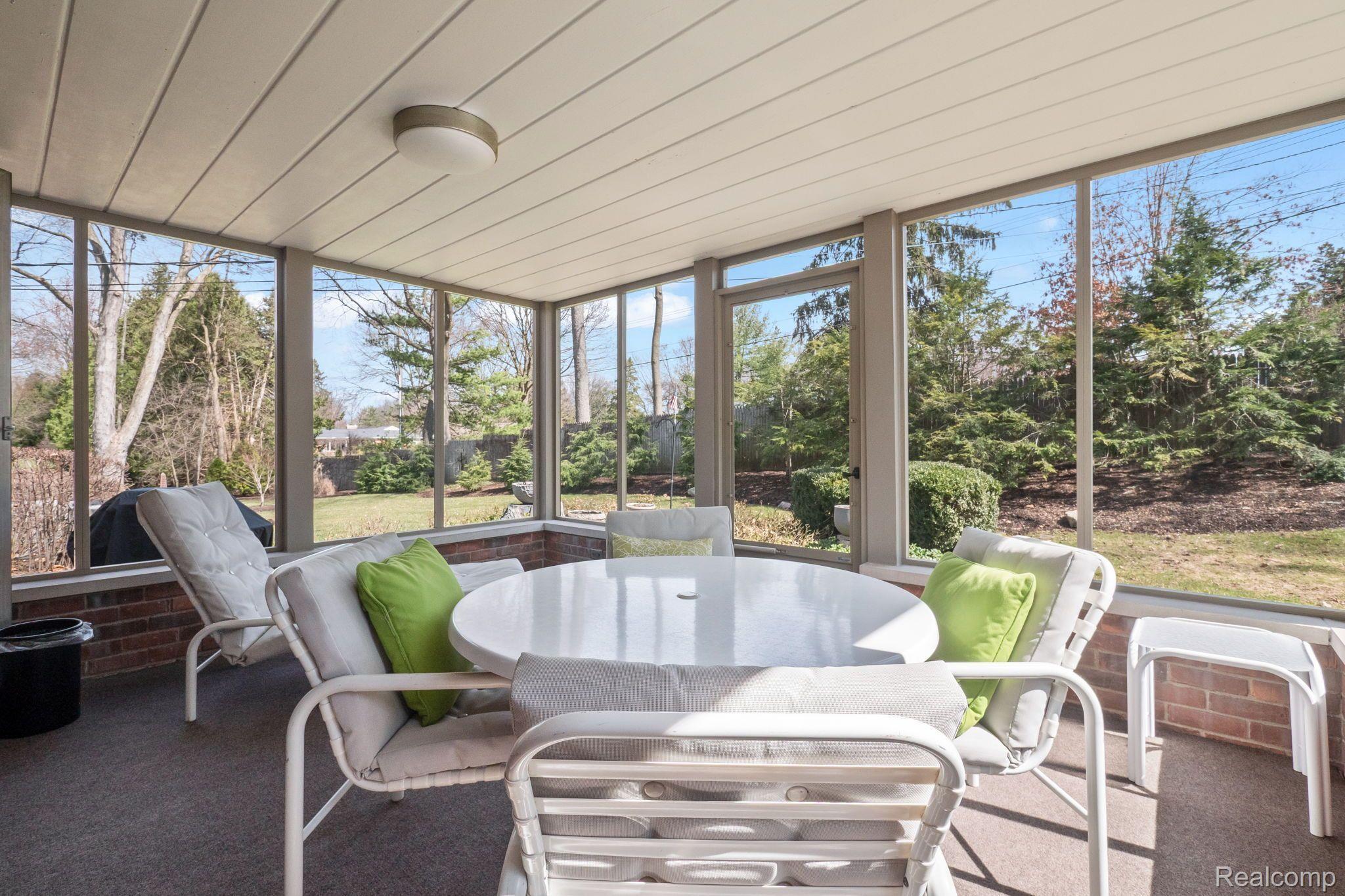 5889 ORCHARD BEND Road