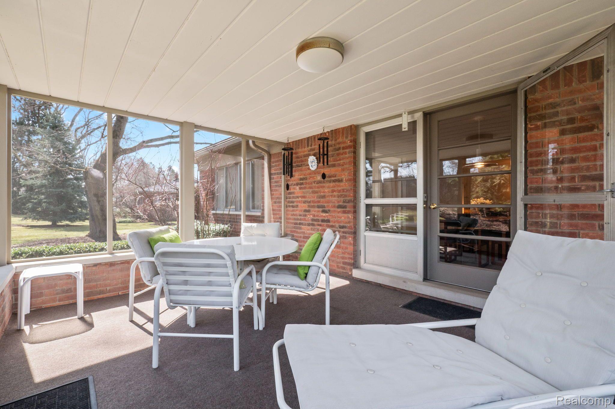 5889 ORCHARD BEND Road