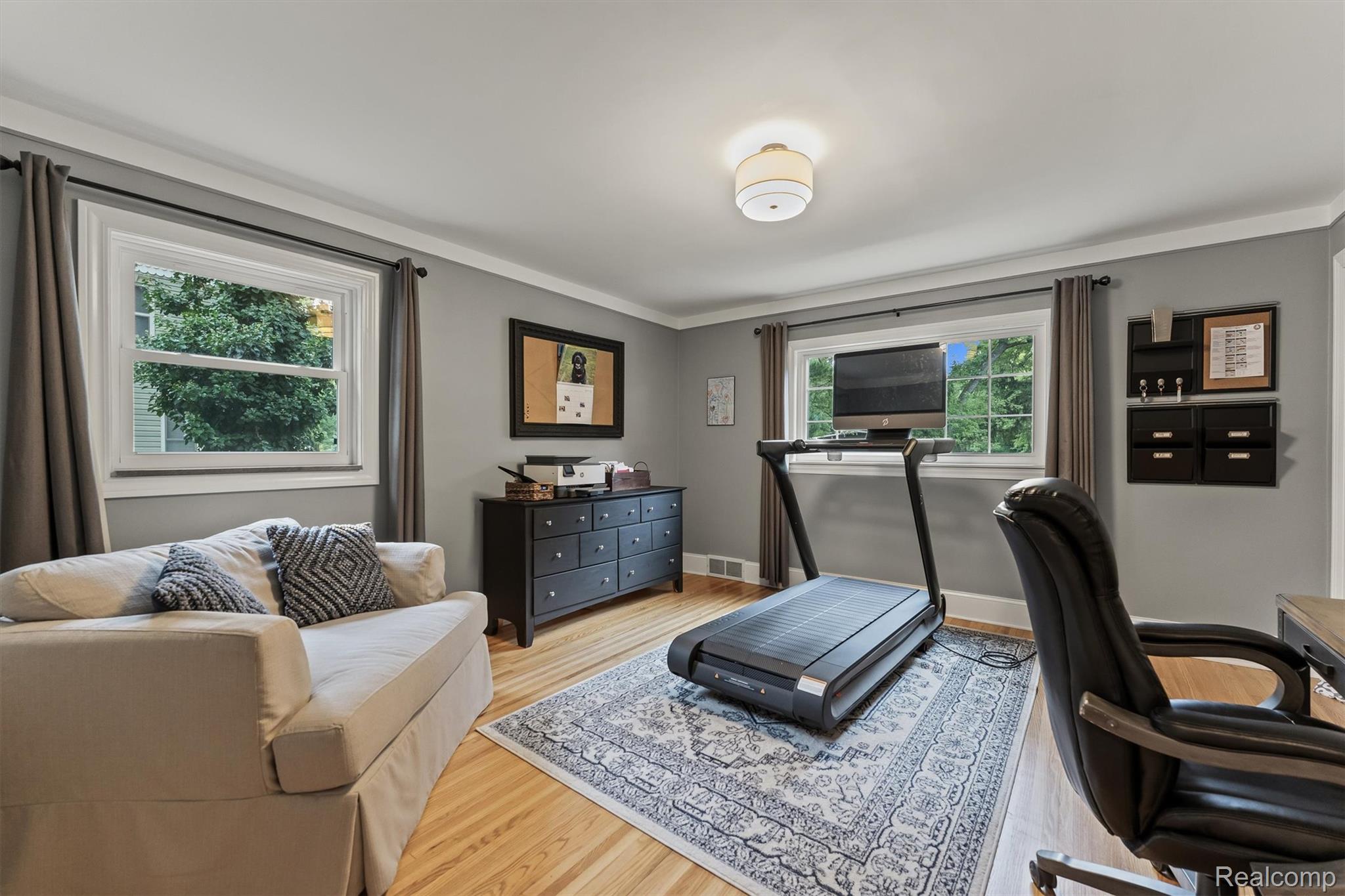 425 Mount Vernon Boulevard