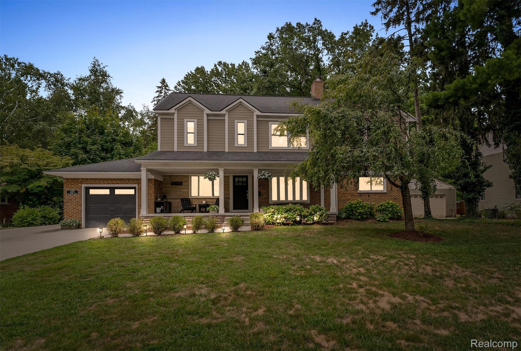 425 Mount Vernon Boulevard