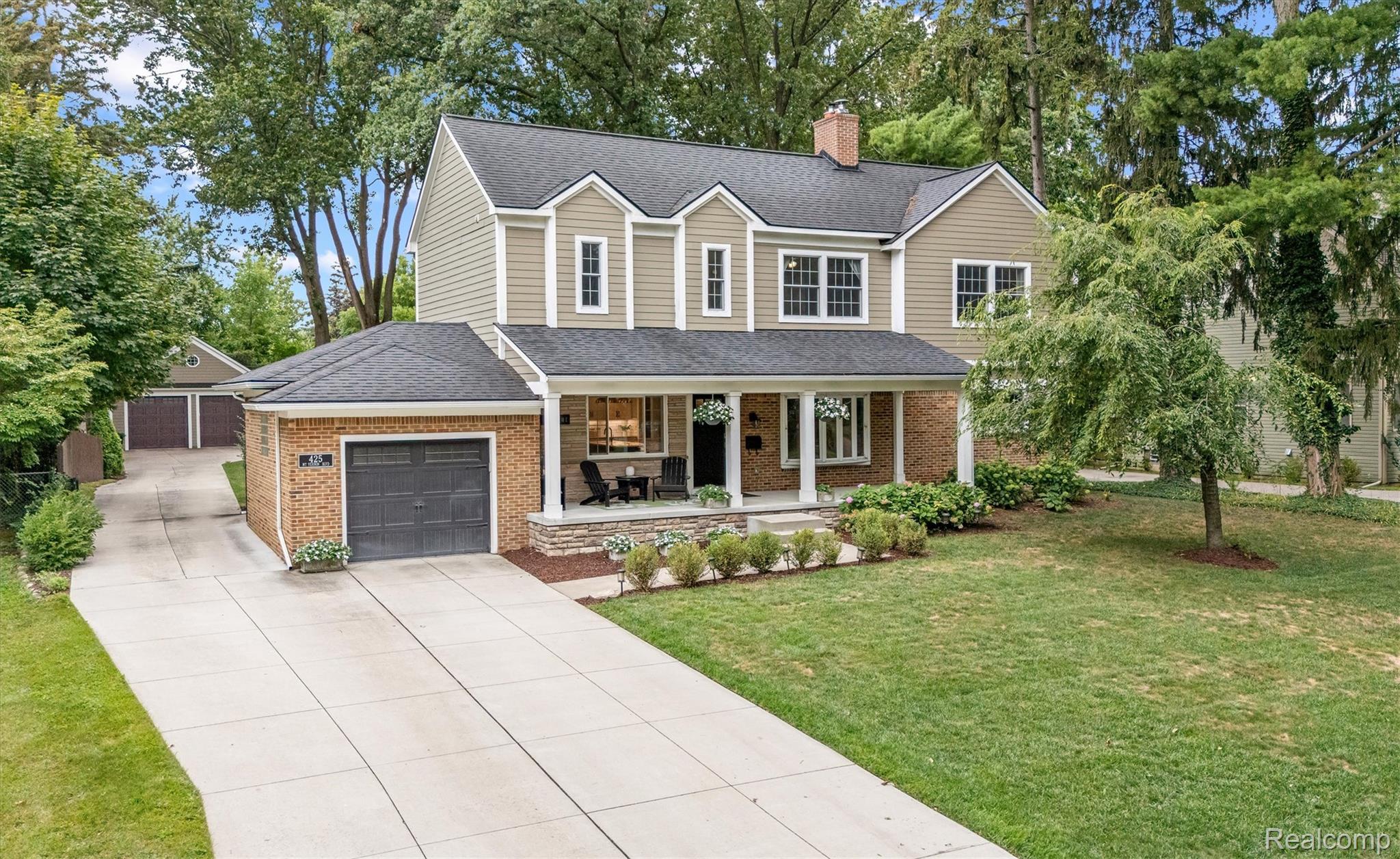 425 Mount Vernon Boulevard