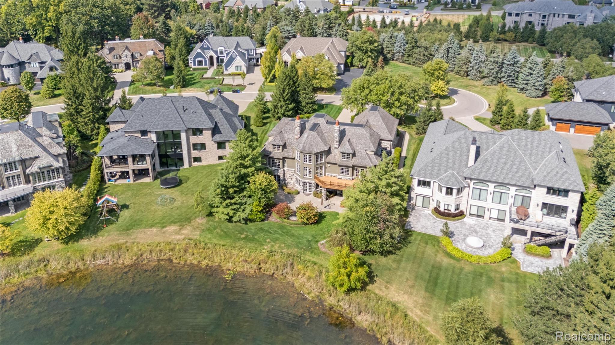 2921 Turtle Pond Court