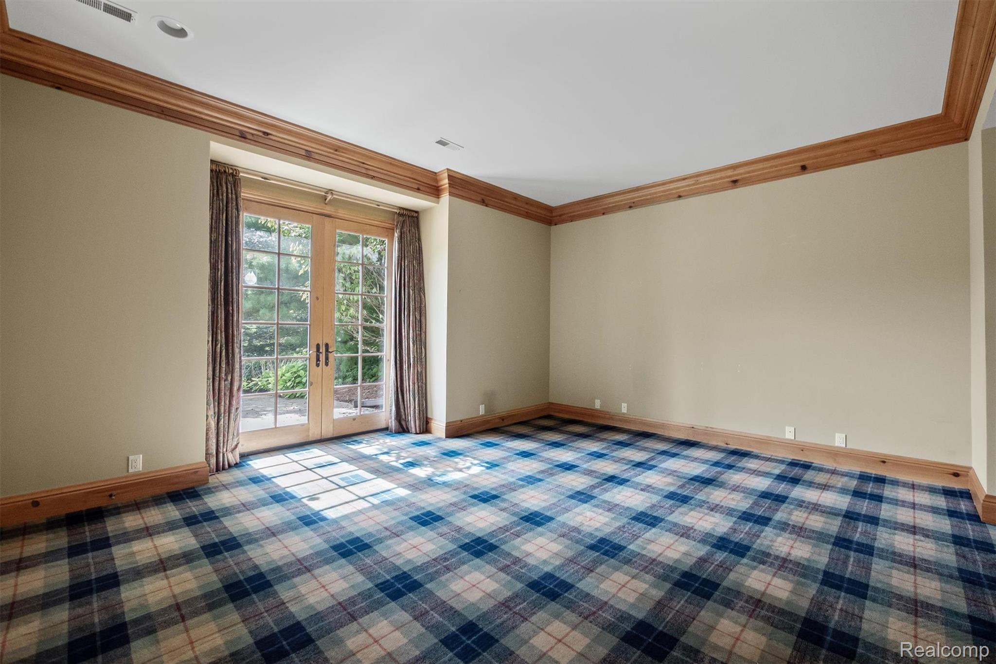 2921 Turtle Pond Court