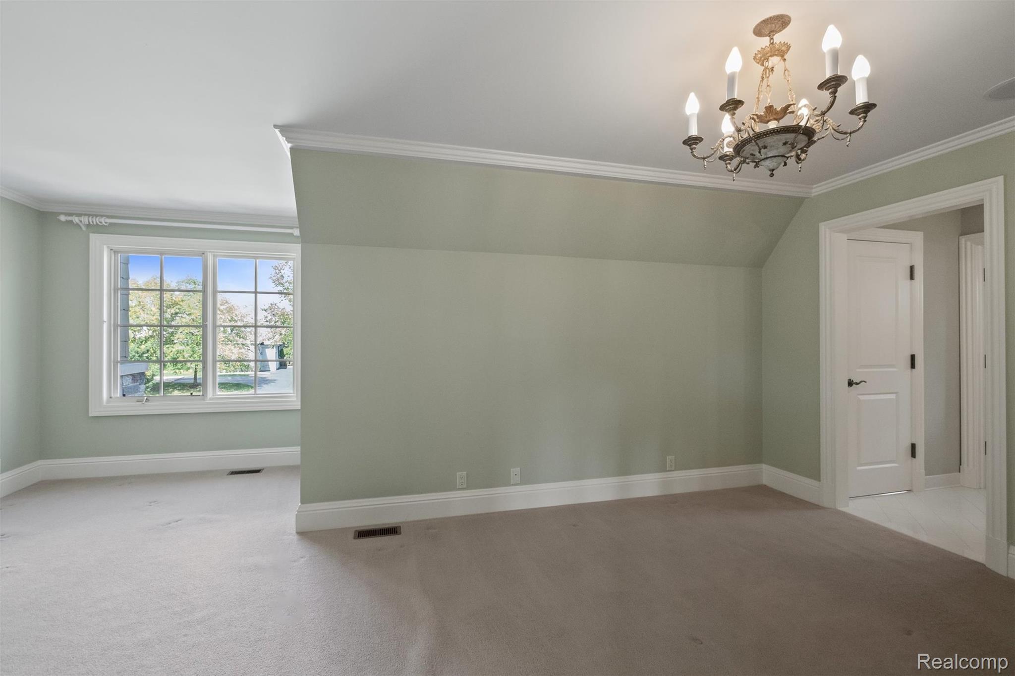 2921 Turtle Pond Court