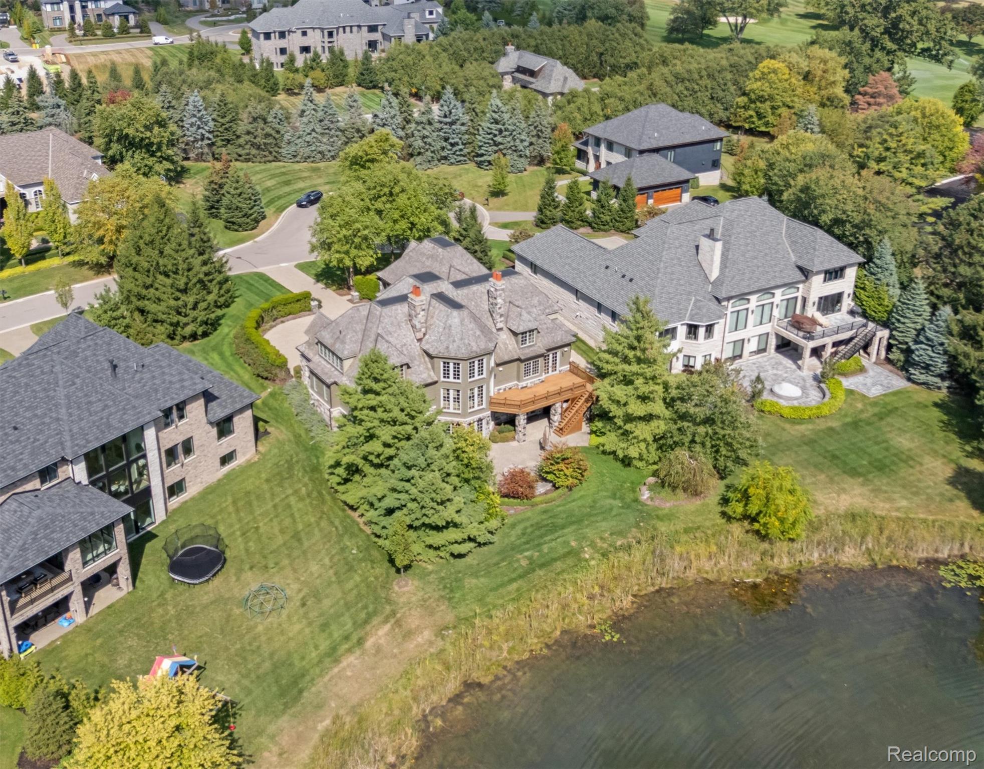 2921 Turtle Pond Court