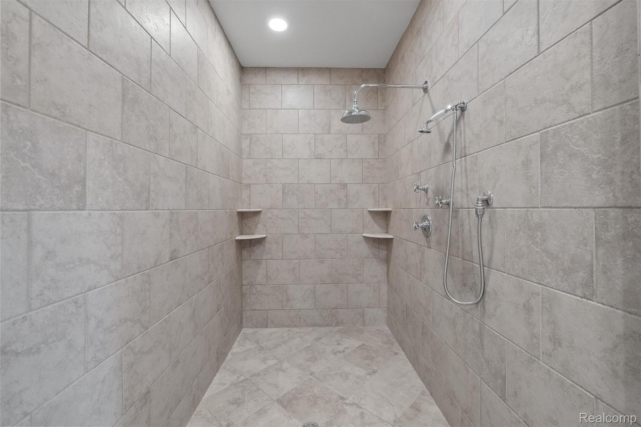 2921 Turtle Pond Court