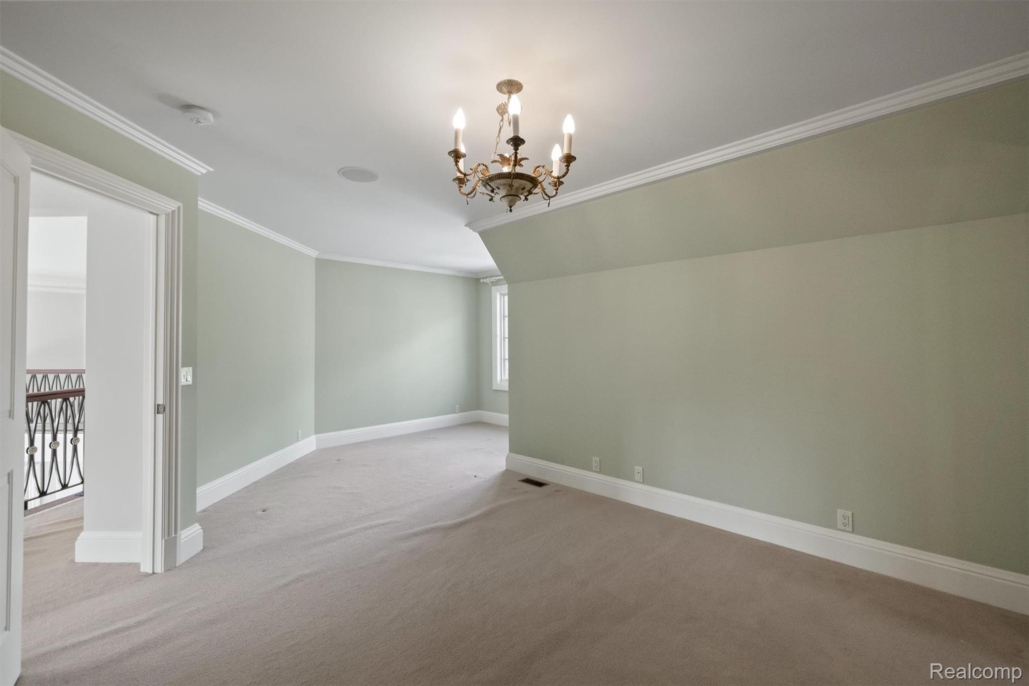 2921 Turtle Pond Court