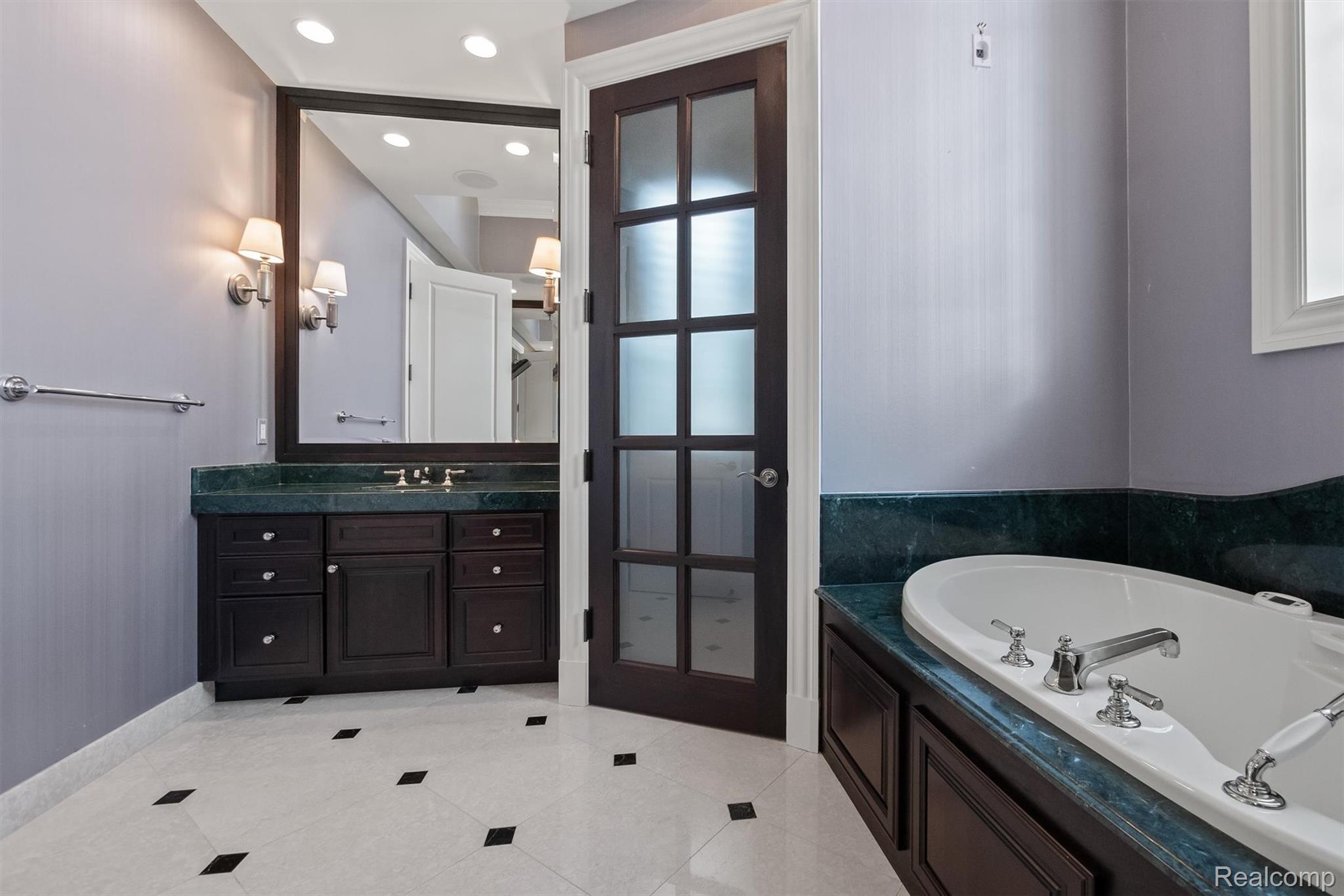 2921 Turtle Pond Court