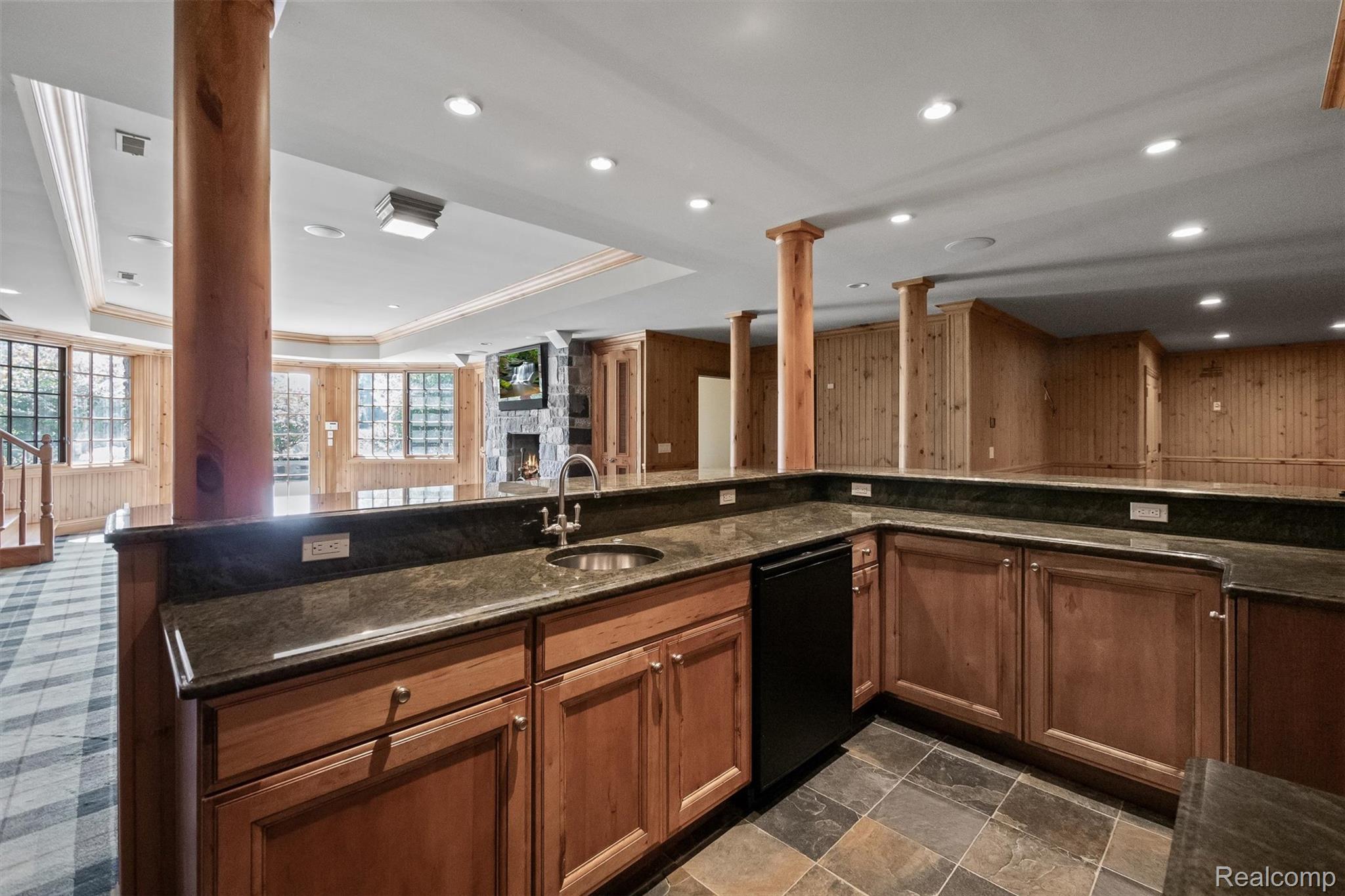 2921 Turtle Pond Court
