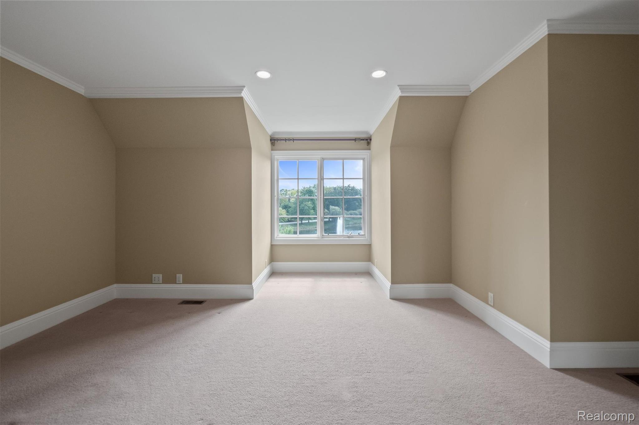 2921 Turtle Pond Court