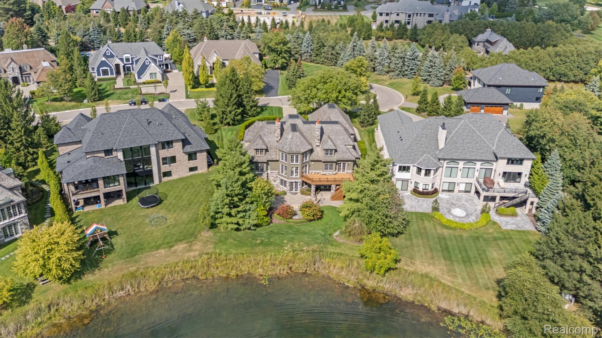 2921 Turtle Pond Court
