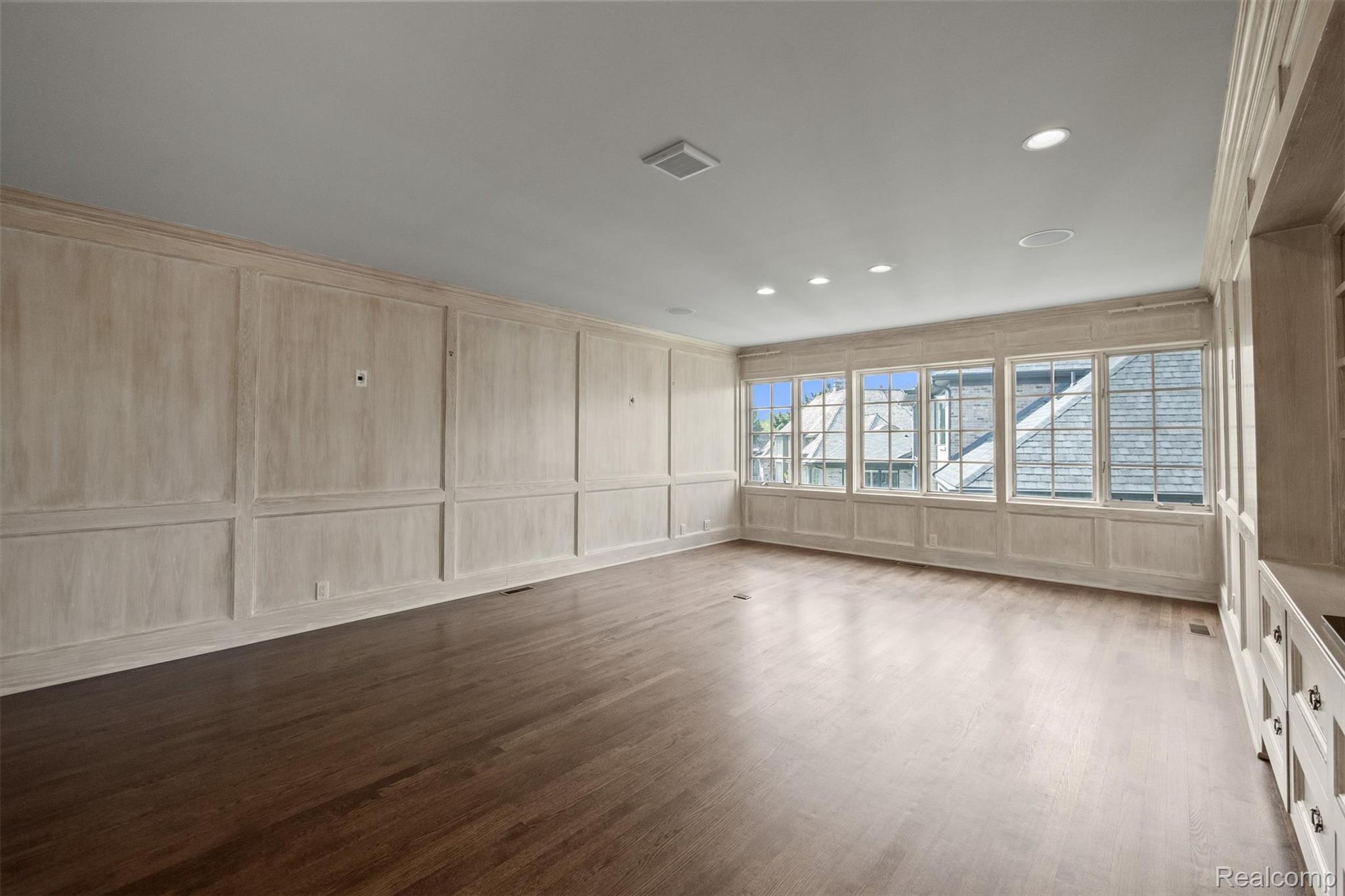 2921 Turtle Pond Court