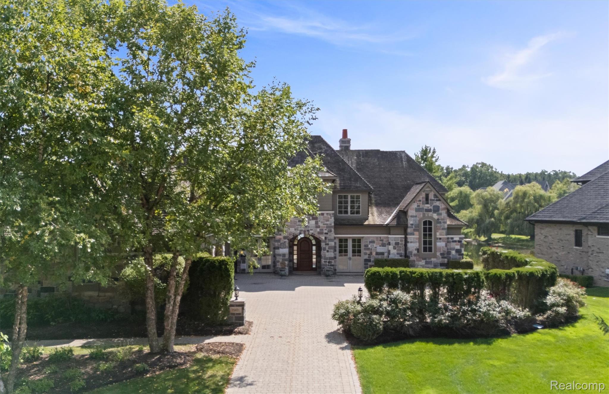 2921 Turtle Pond Court