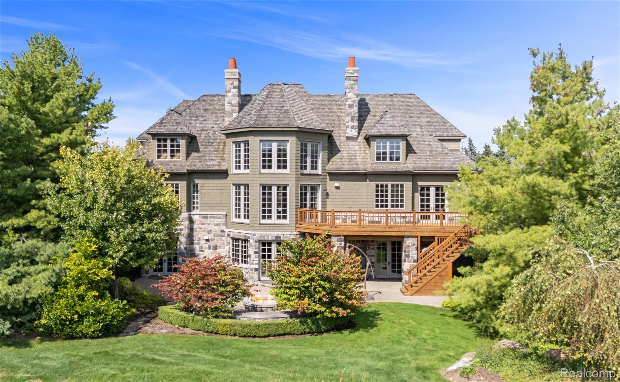 2921 Turtle Pond Court