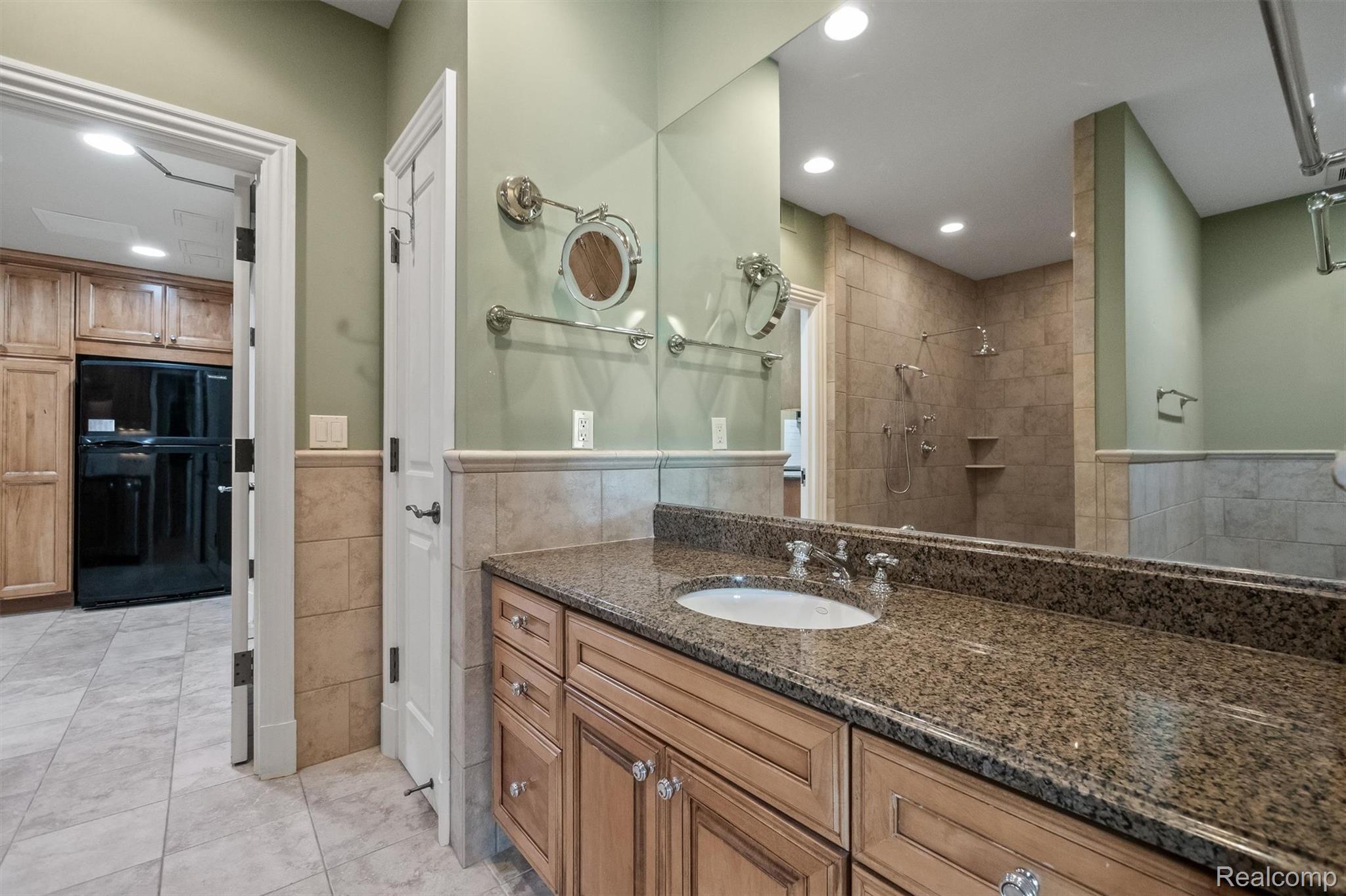 2921 Turtle Pond Court