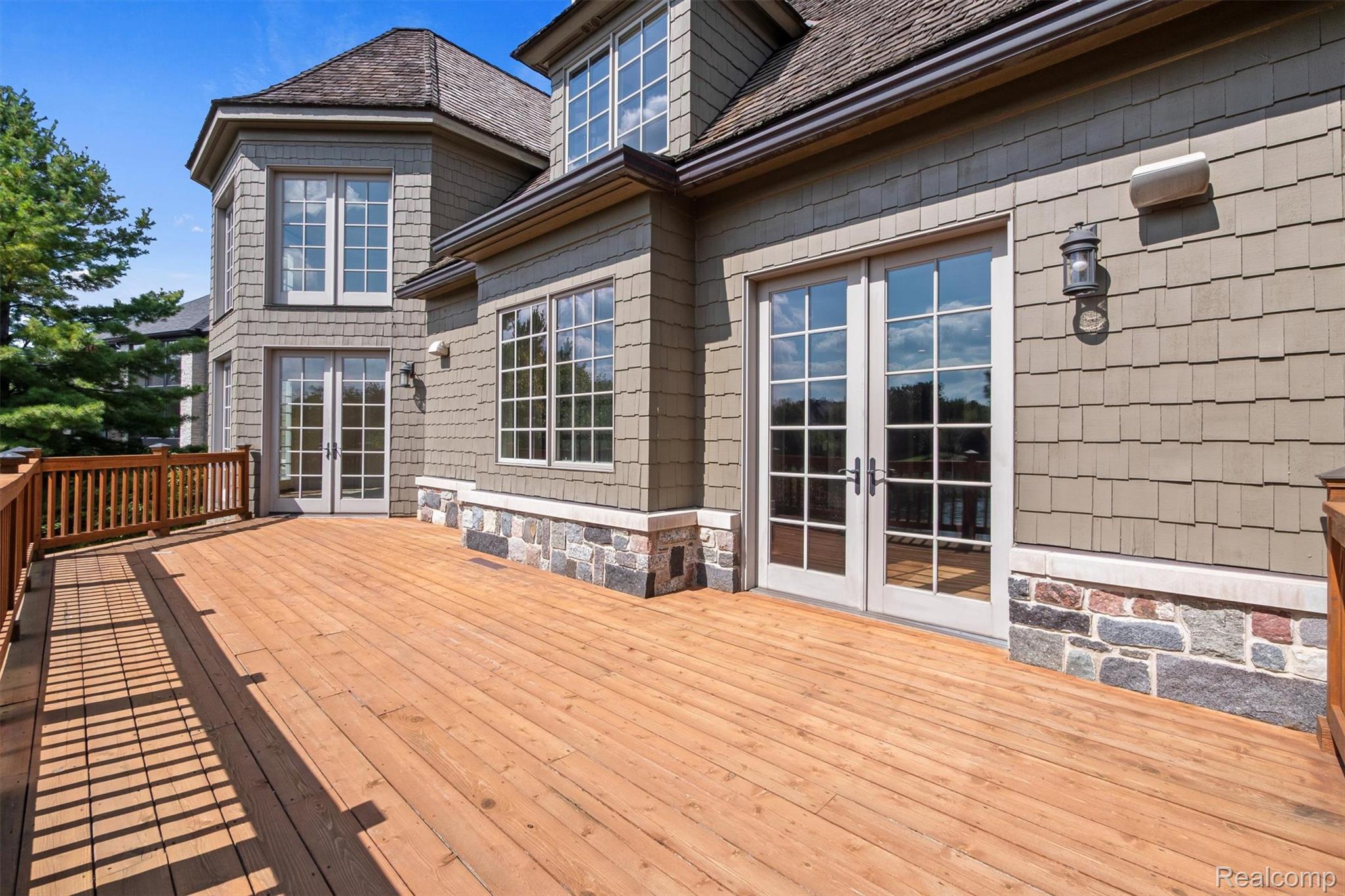 2921 Turtle Pond Court