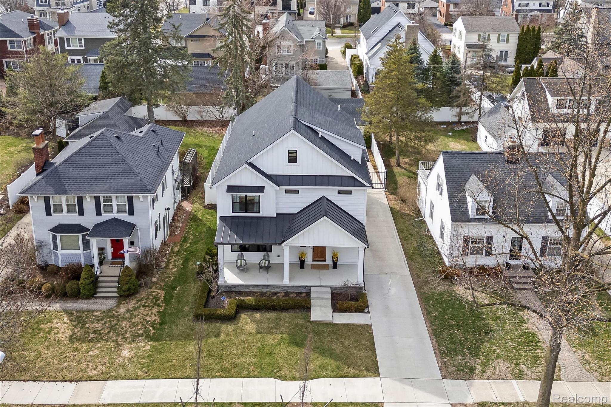 1326 Cedar Drive