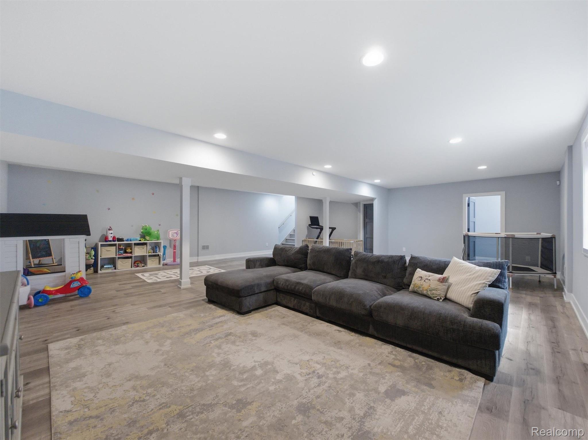 1326 Cedar Drive