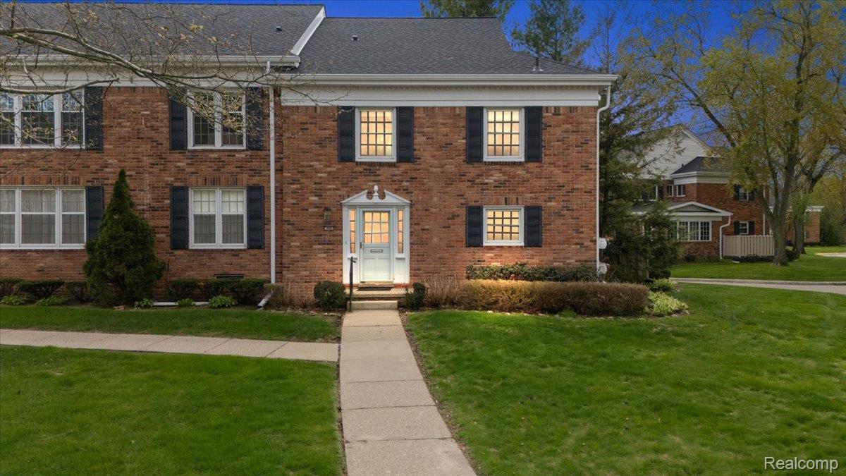 1000 Trailwood Path