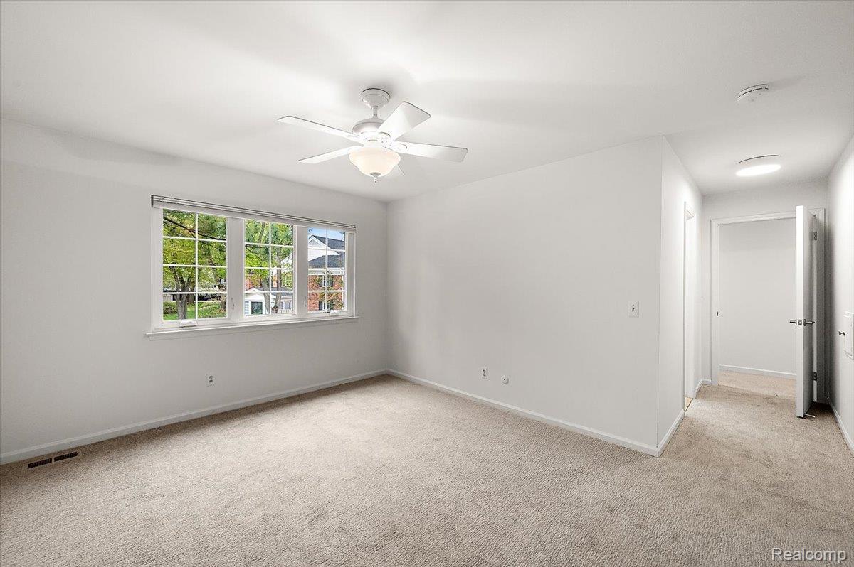 1000 Trailwood Path