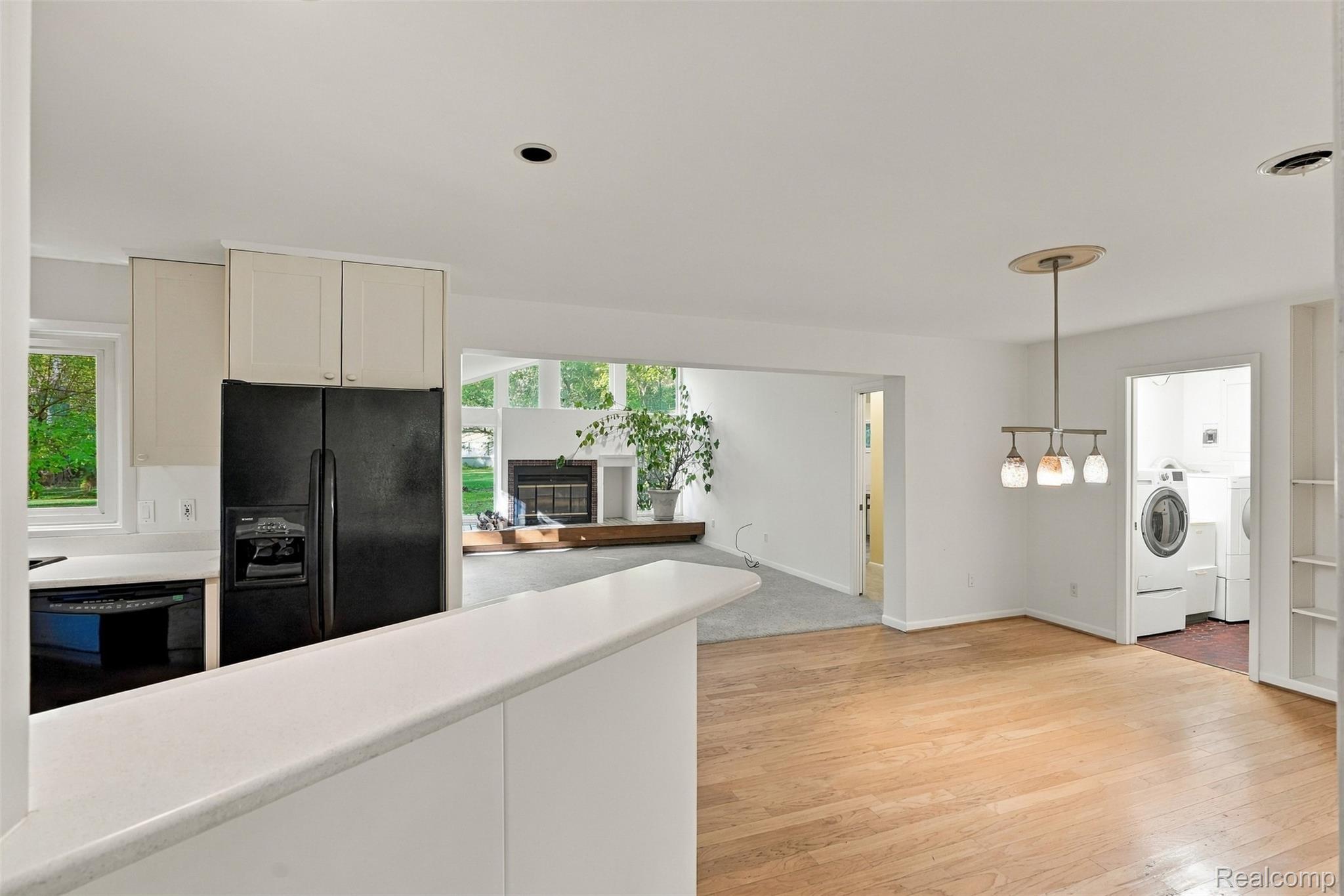 3165 Oakhill Drive