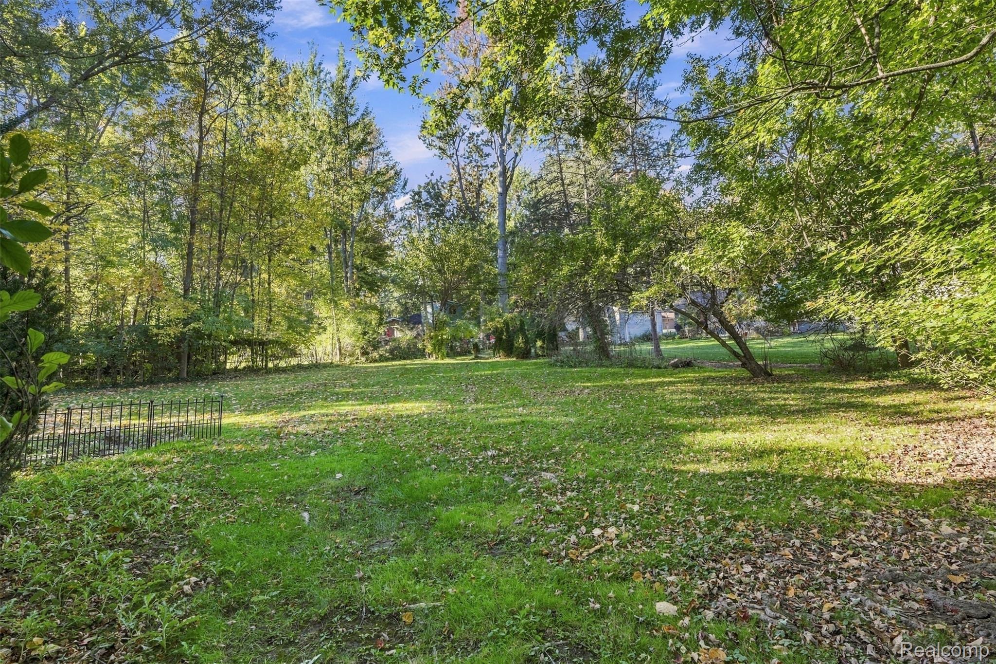 3165 Oakhill Drive