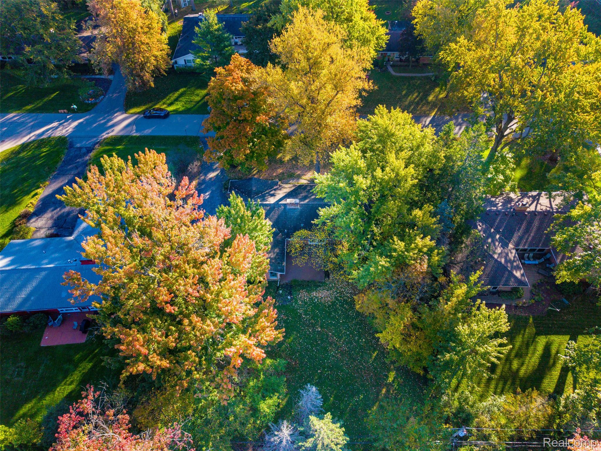 3165 Oakhill Drive