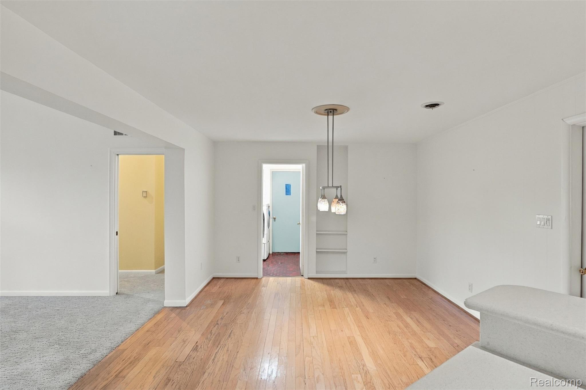 3165 Oakhill Drive