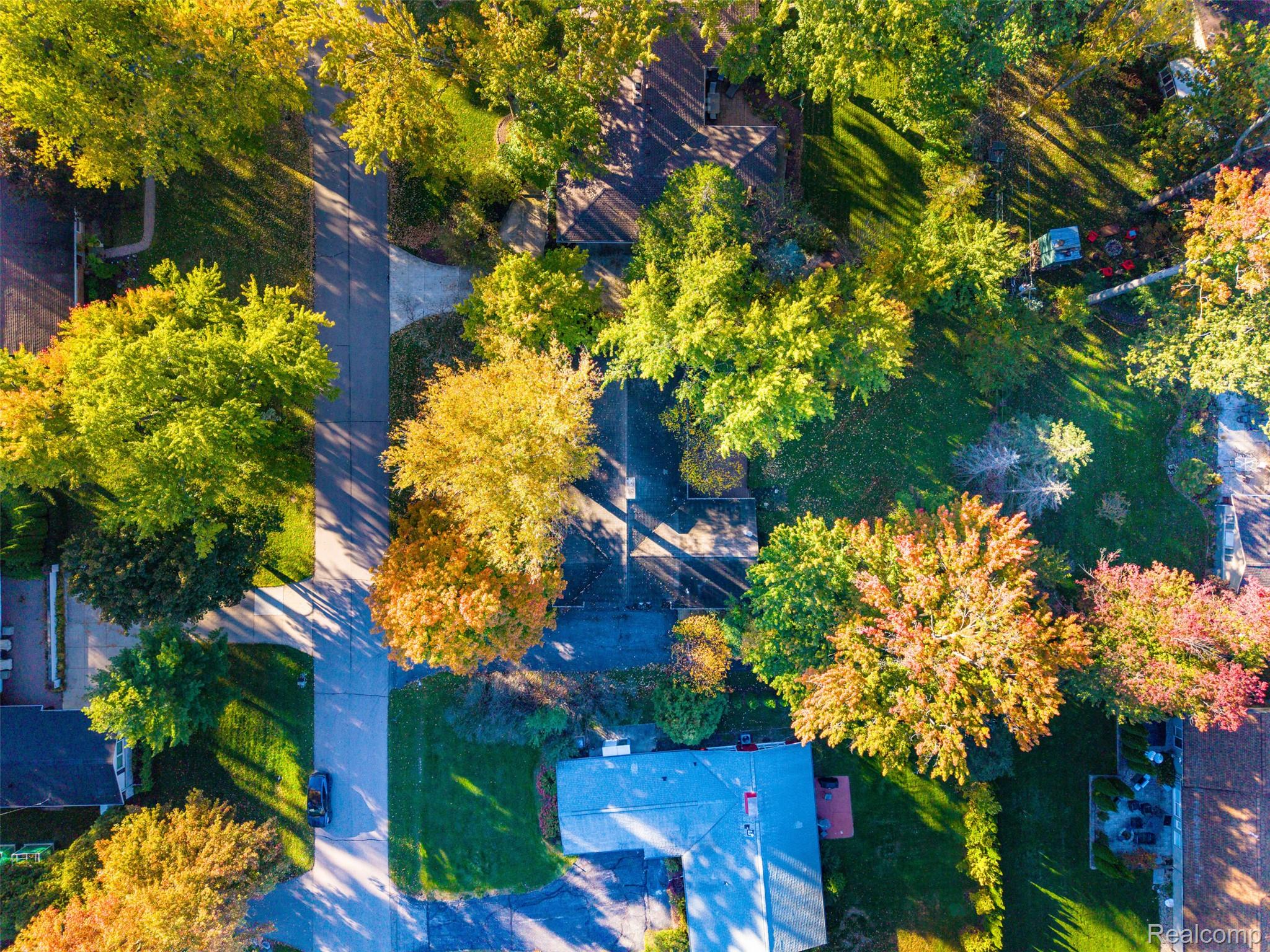 3165 Oakhill Drive