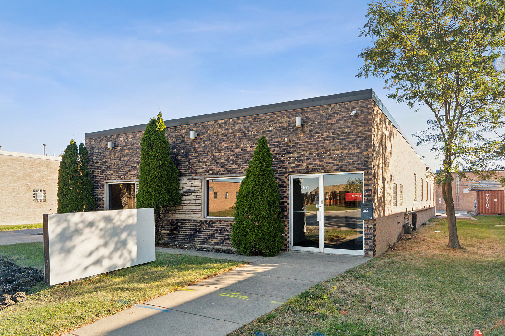 101 Lively Boulevard