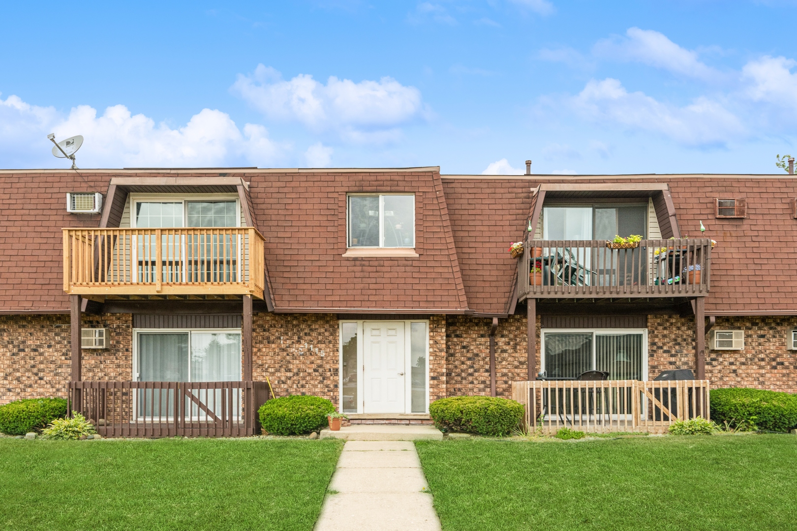 1115 Shagbark Road Unit: 2D