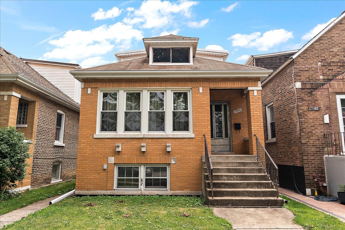 3745 W 59th Place