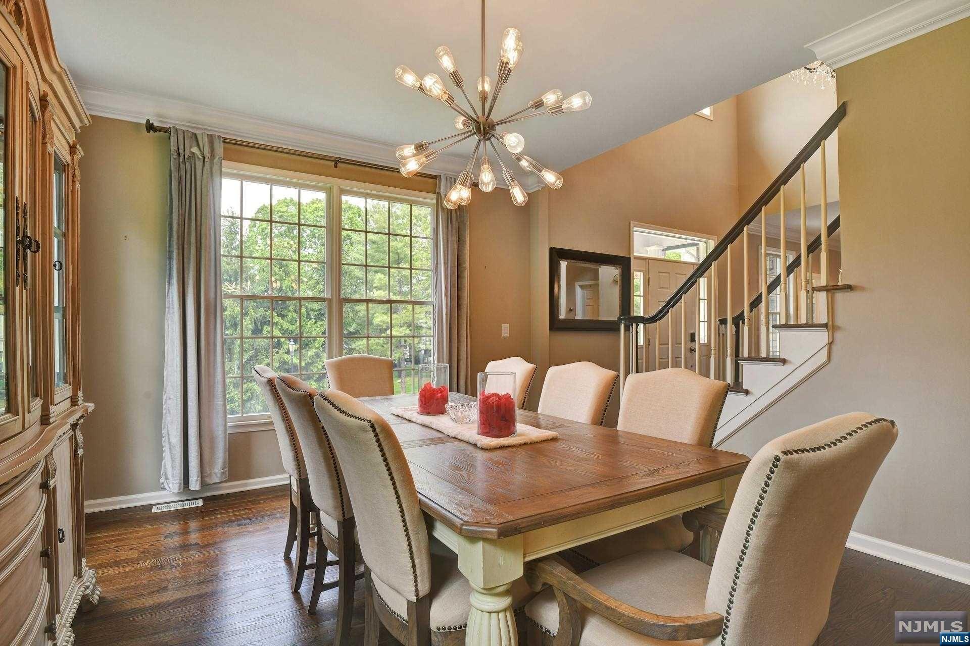 15 Woods Edge Road