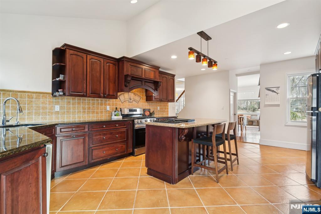 43 Harriot Place
