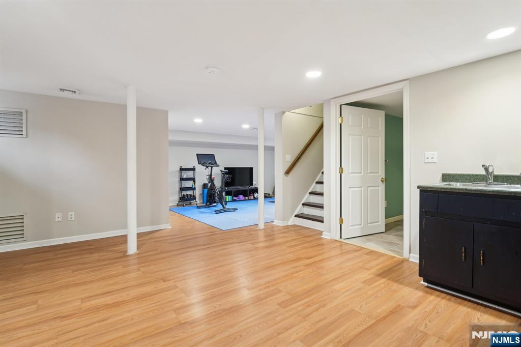 43 Harriot Place
