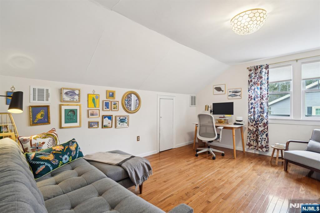 43 Harriot Place