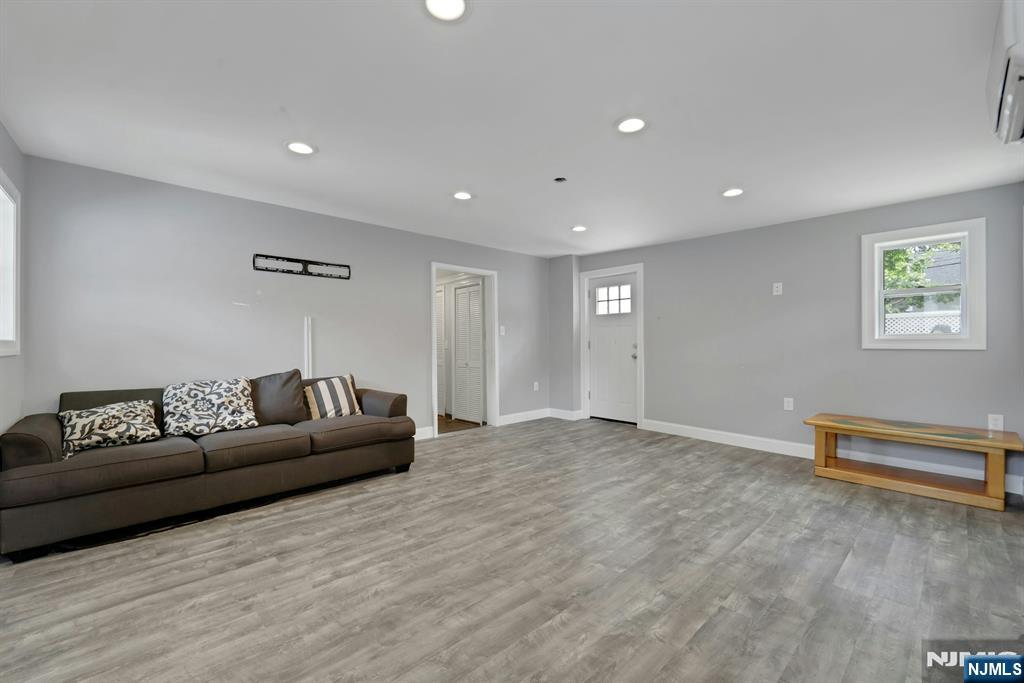 556 Sandra Place