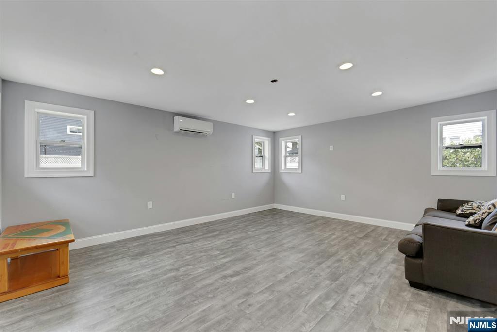 556 Sandra Place