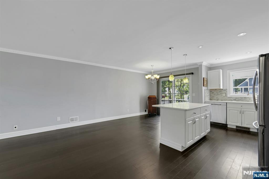 556 Sandra Place