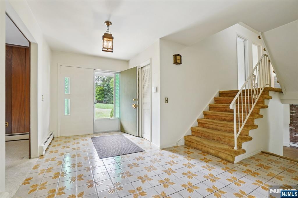 5 Powderhorn Drive