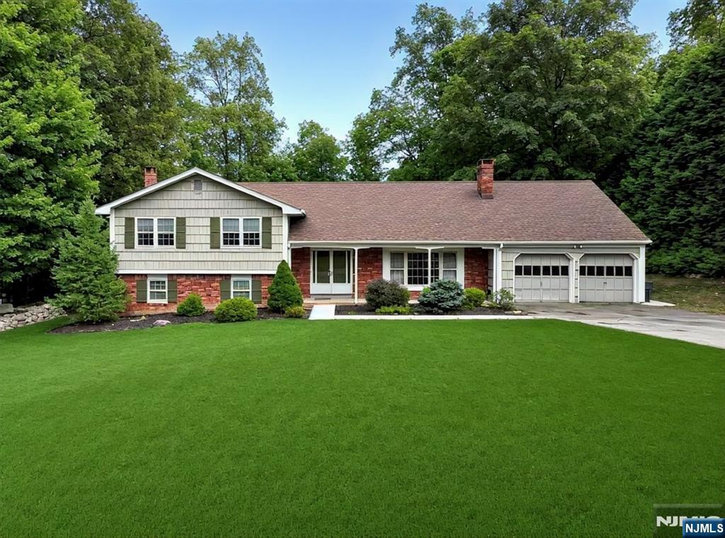 5 Powderhorn Drive
