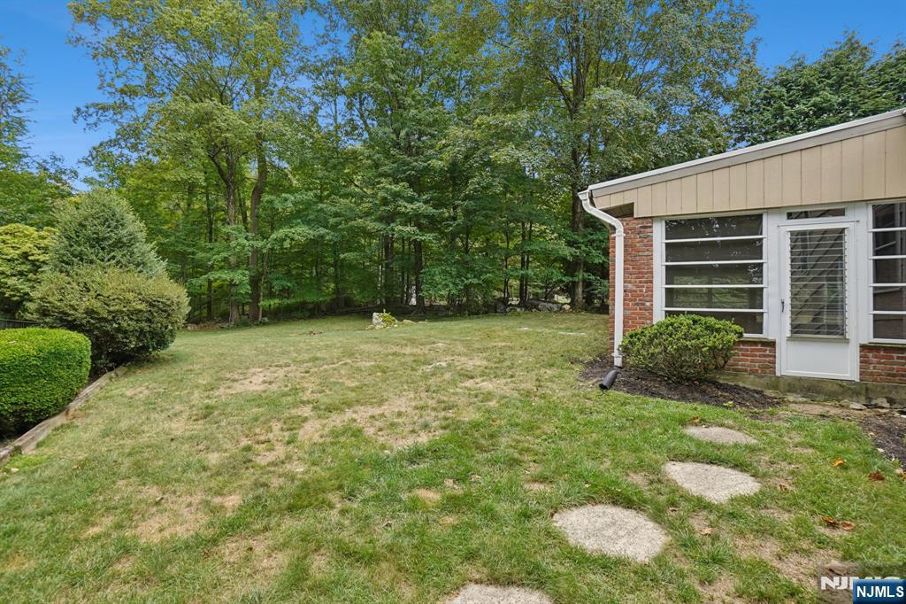 5 Powderhorn Drive