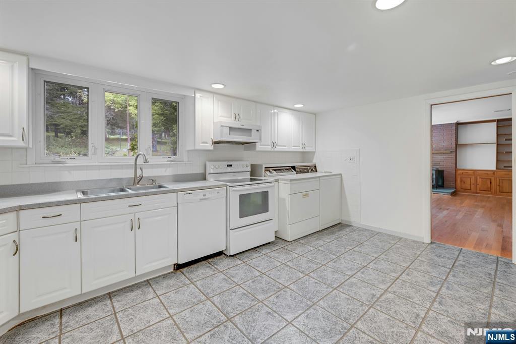 516 Ridge Road