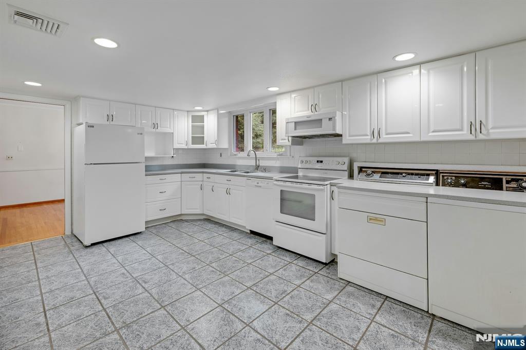 516 Ridge Road