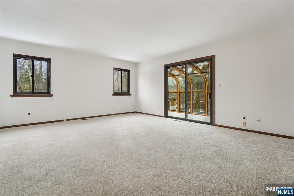 159 N Deer Trail