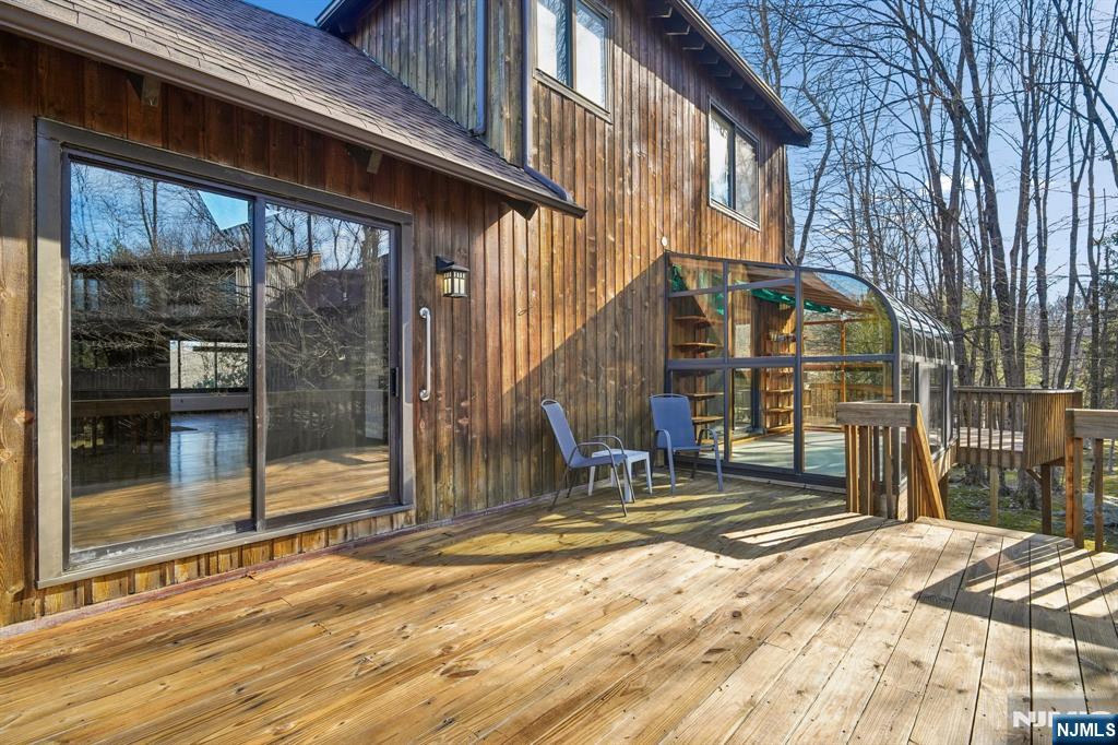 159 N Deer Trail