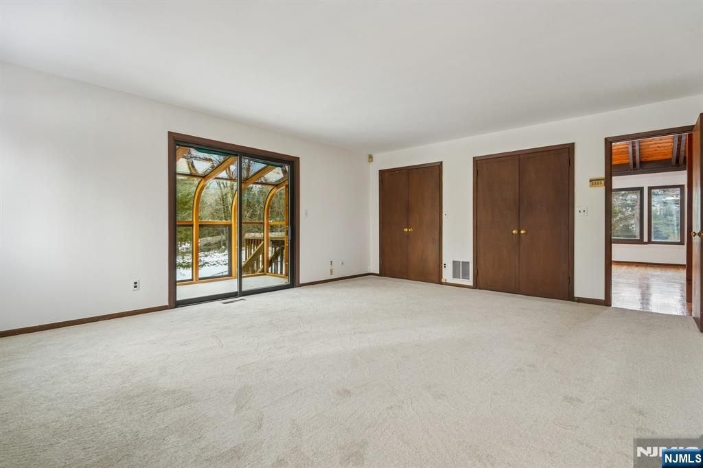159 N Deer Trail
