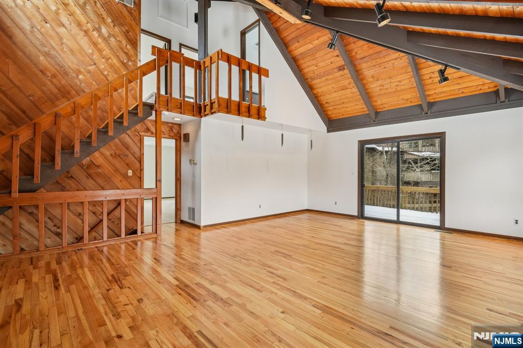 159 N Deer Trail