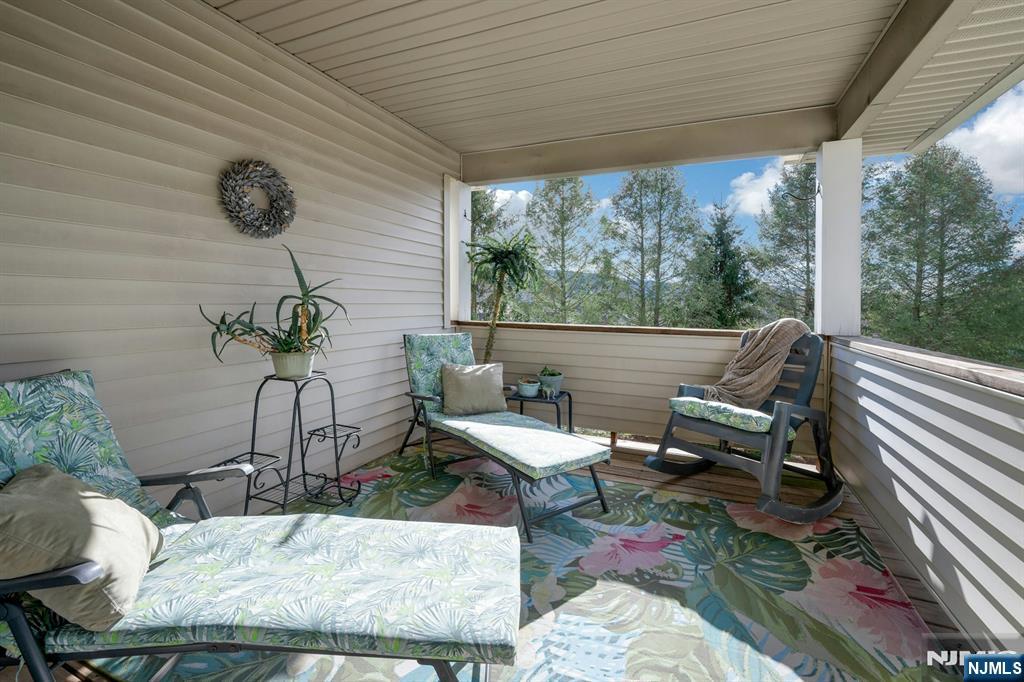 8 Caleb Court 904