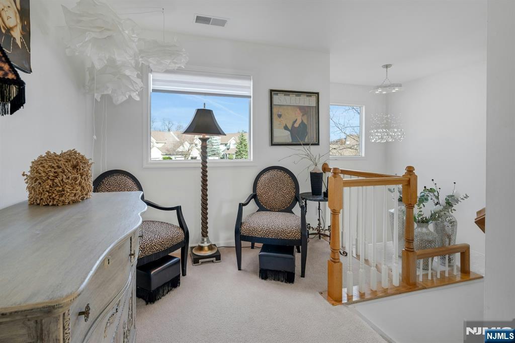 8 Caleb Court 904